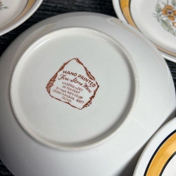 Vintage Underglazed Grand Bahama Japan 4907 Soup bowls 5 Hand Painted Stone Ware - Picture 6 of 13